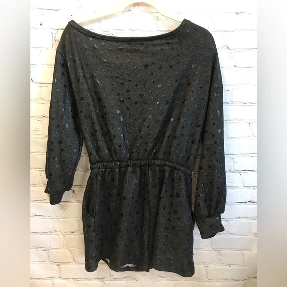 Lelis Long Sleeve Black Stars One Shoulder Romper size Medium - Picture 6 of 7